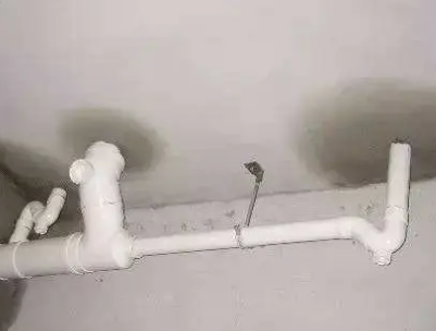 瑞金卫生间测漏水的几种情景